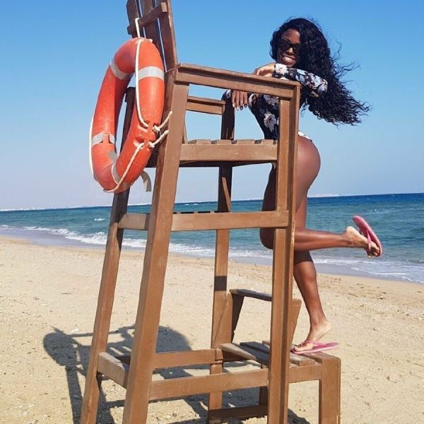 Good evening Mr Bond, I’m Billie, a unique and exclusive ebony girlfriend based in the heart of London and available worldwide. Being a companion is my fantasy and my passion, so I offer an upscale, bespoke experience for people like me, who enjoy both the simple and finer things in life. I am a fun and friendly girlfriend that you can relax with, and I know how to be the perfect date for those looking to impress. My “Girlfriend Experience” is the type of girlfriend who would drag you to the bedroom whilst dinner is in the oven, and give you my undivided attention wherever we are. I’m a happy, smart, and affectionate person, who sees life as an adventure. I love travel, trying new foods, learning new skills (golf, ski, sailing…), and adding an extra sparkle to your life. I cater to a gentleman who is bored with unfulfilling, samey experiences, and doesn’t want to compromise. There is a lot more to me than the physical – I’m educated, creative, giving, fun… and don’t take myself too seriously! I’m lucky to have amazing clients who I adore, who understand and appreciate the benefits of quality companionship. I love to spend time and create memories with those seeking something luxurious, fun, and authentic. See you soon! Billie x