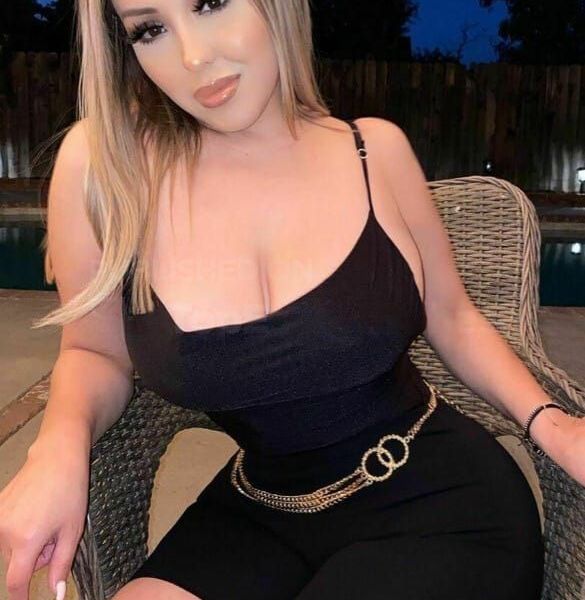 Hi. My name is Ami. I just finished college and want to go to university to get more education. I have learned professional massage for a year. I will let your stress away after a long day work. It's sounds interesting to you? Then, contact me now. We will have fun together. Contact me by WhatsApp