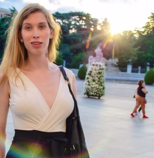?? I am the tall 1,85 cm woman who will make you fantasies of until you dominate until you fall in love with my great ?. I am dominatrix BDSM I have Poppers harnesses and a latex leather strapon dress, findoms cbt ,joy farts, golden shower breathing game fisnting scat candles wives and I do wrestling session . ♿️ I accept people with disabilities (functional diversity). I do anal sex ?. ? I make a verification call by video call so you verify that I am the shock of the photos people with class. ? I make trips to your house or hotels or all over the world. ? I also do online web cam service via WhatsApp or Skype Noa domina. ???we can make trios with women I am bisexual woman .??I accept PayPal cash. ?I like open mind people .?I can only speak for WhatsApp or calls . IMPORTANT: My rates are fixed. I block immediately for bargaining! Please have done respect! @noahdomina Twitter or telegram @noahspanish.