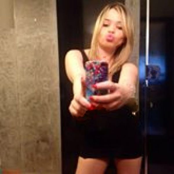 Juliana Age 24; Escort in milan She is 165 cm, has blond hair, brown eyes and has a feminine body. and she likes cocktails, Italian cuisine, tulips and traveling.