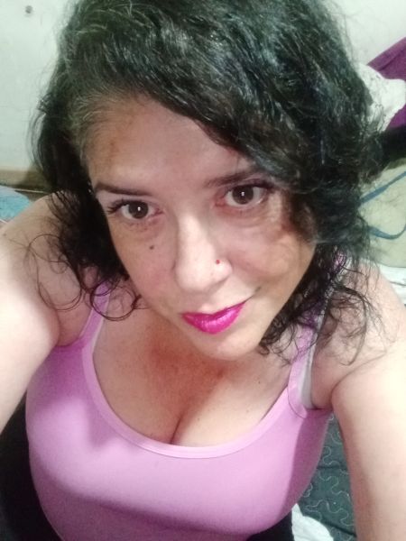 Chilena 🇨🇱🇨🇱🇨🇱 extralinda.
Caliente tierna apasionada, golosa e insasiable.
Trato de pololos,sexo oral sin condón.
Sexo vaginal con preservativo.
Quieres hacerme anal???
Hablame cariño y puedo ser completamente tuya 💋.
